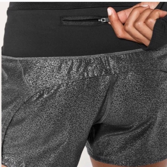 Lululemon Run Times Short II 4" Silver Luminosity Foil - Picture 3 of 11
